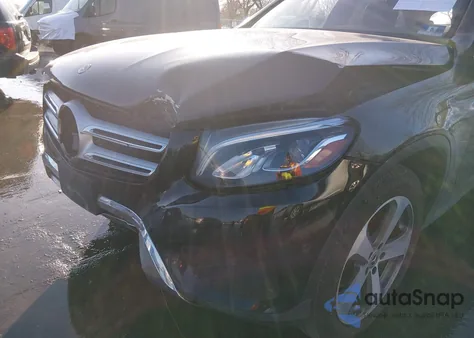 2019 Mercedes-Benz Glc 300 4Matic z USA, uszkodzony, nr VIN WDC0G4KB5K1001461